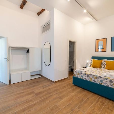 Il Vicoletto Maiorani 39 Apartment Napoli Bagian luar foto